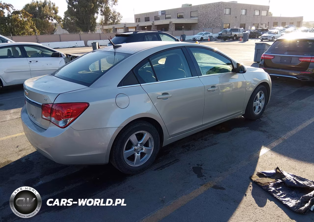 2014 Chevrolet Cruze 1Lt Auto VIN:1G1PC5SB5E7350930 - 4