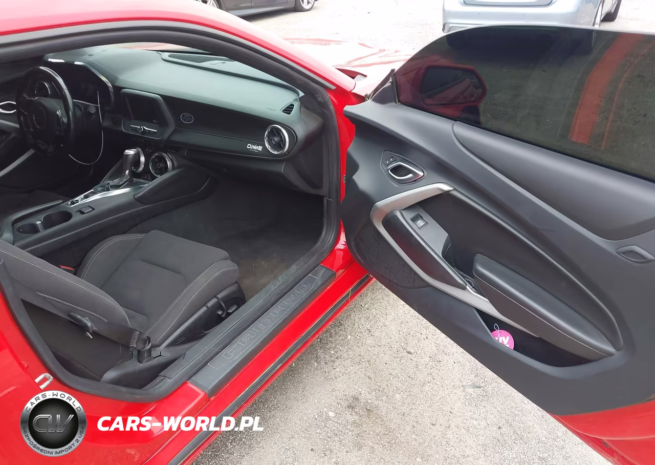 2018 Chevrolet Camaro Lt VIN:1G1FB1RS8J0102736 - 5