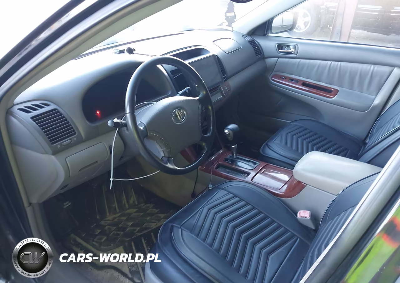 2005 Toyota Camry Xle V6 VIN:4T1BF30K15U090748 - 5