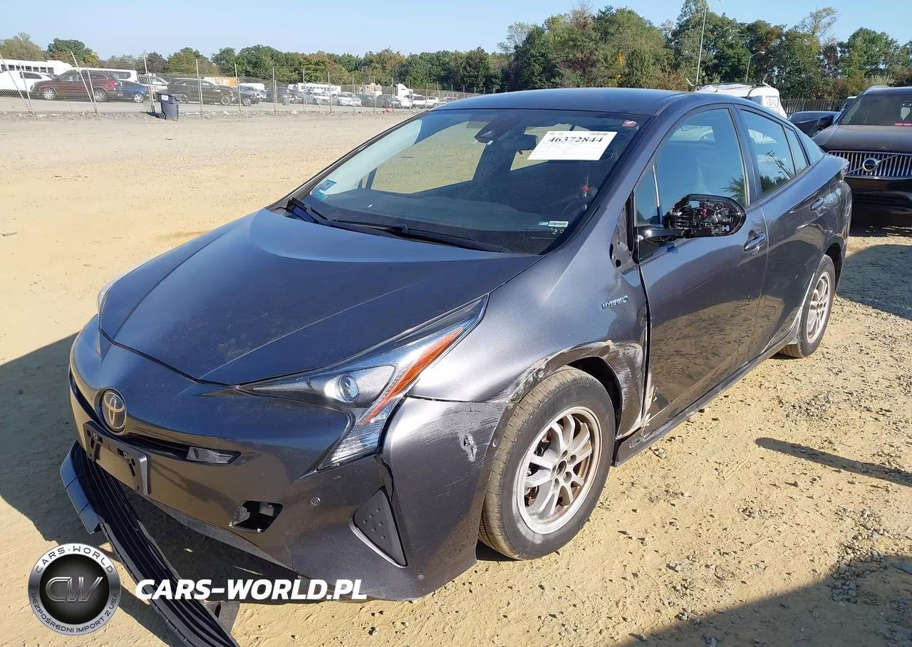 2018 Toyota Prius Two VIN:JTDKBRFU5J3582906 - 2