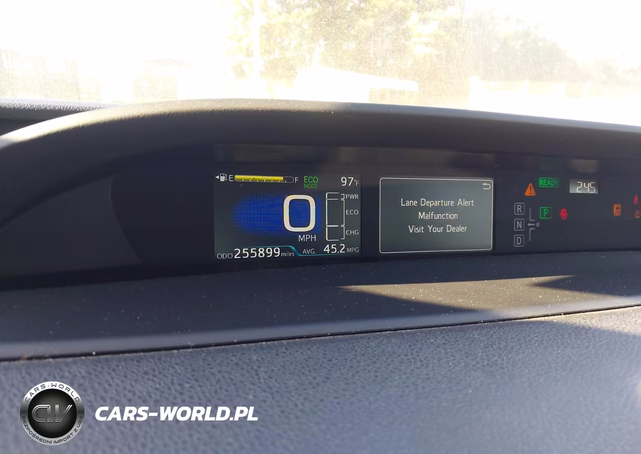 2018 Toyota Prius Two VIN:JTDKBRFU5J3582906 - 7