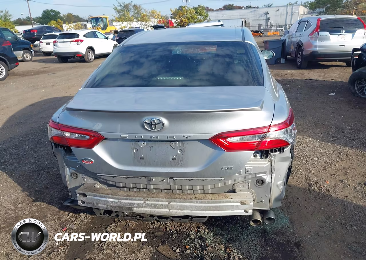 2018 Toyota Camry Se VIN:4T1B11HK2JU088668 - 16