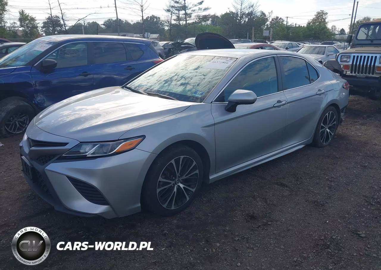2018 Toyota Camry Se VIN:4T1B11HK2JU088668 - 2