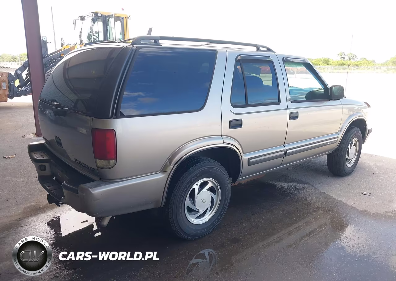 2000 Chevrolet Blazer Lt VIN:1GNDT13W4Y2256325 - 4