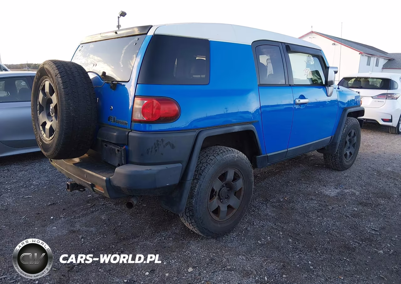 2007 Toyota Fj Cruiser VIN:JTEBU11F170087189 - 4