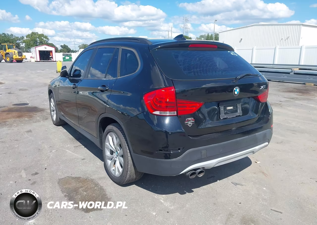 2014 BMW X1 xDrive28I VIN:WBAVL1C52EVY16659 - 3