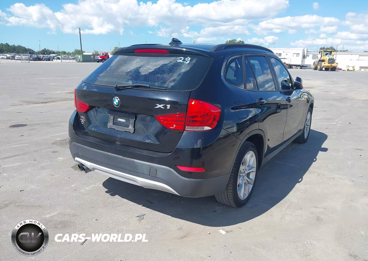 2014 BMW X1 xDrive28I VIN:WBAVL1C52EVY16659 - 4
