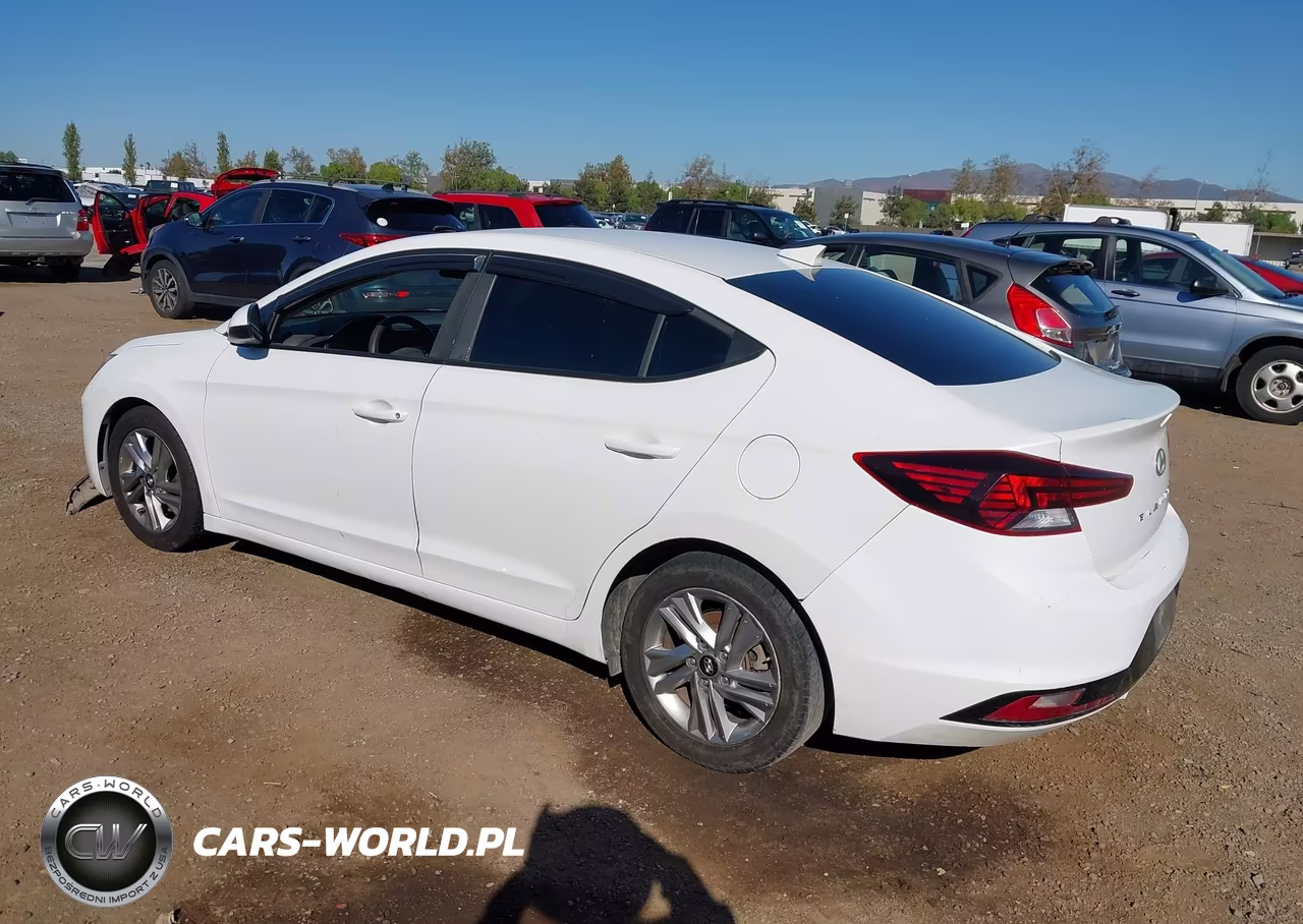 2019 Hyundai Elantra Sel VIN:5NPD84LF2KH424528 - 3