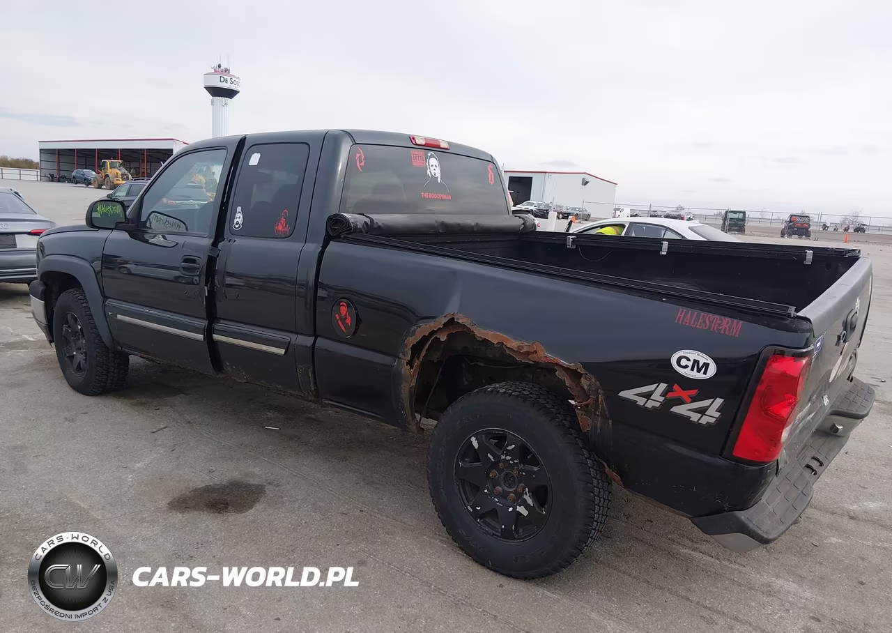 2005 Chevrolet Silverado 1500 Ls VIN:1GCEK19V35E168696 - 3
