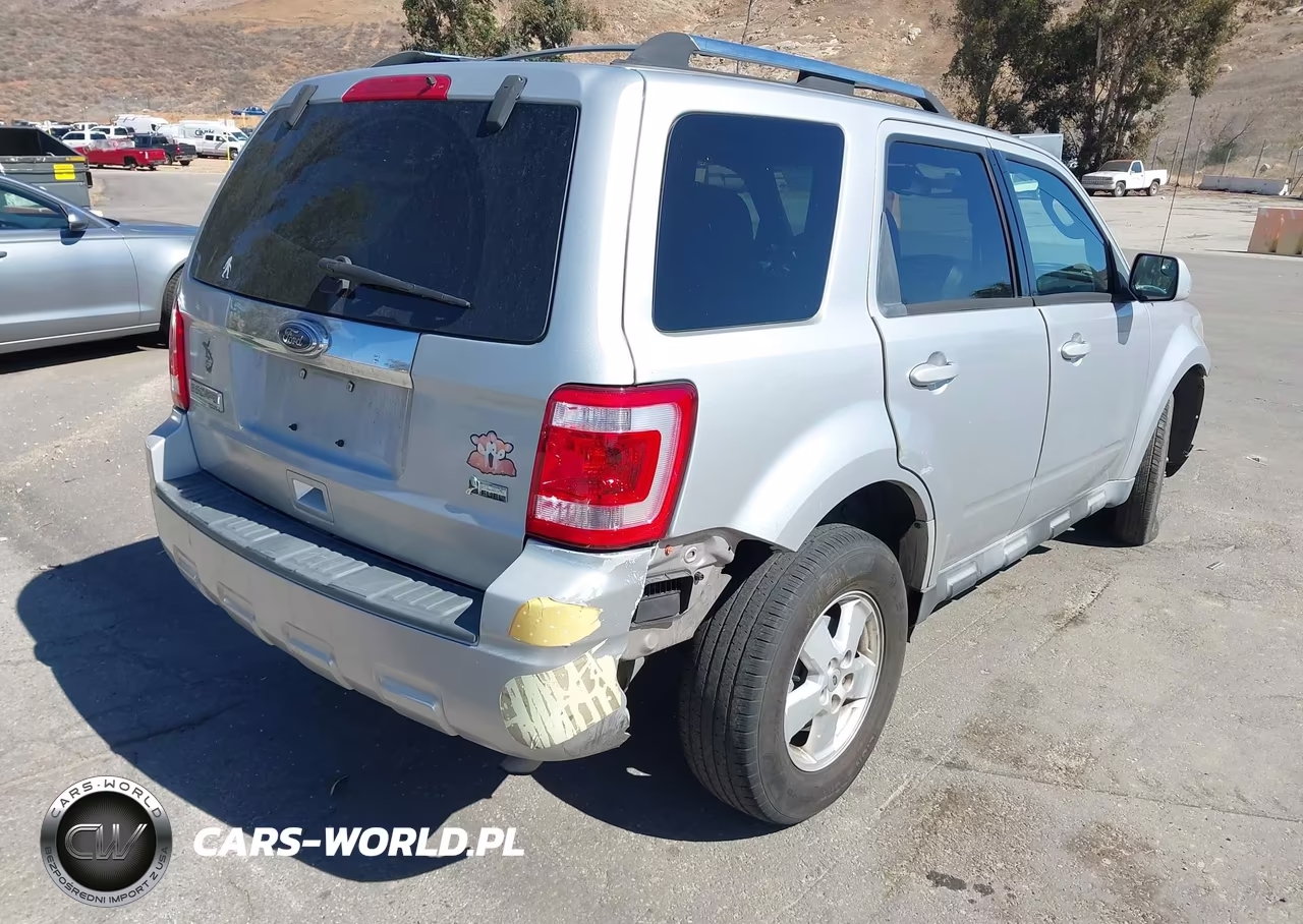 2010 Ford Escape Limited VIN:1FMCU0EG5AKB64403 - 4