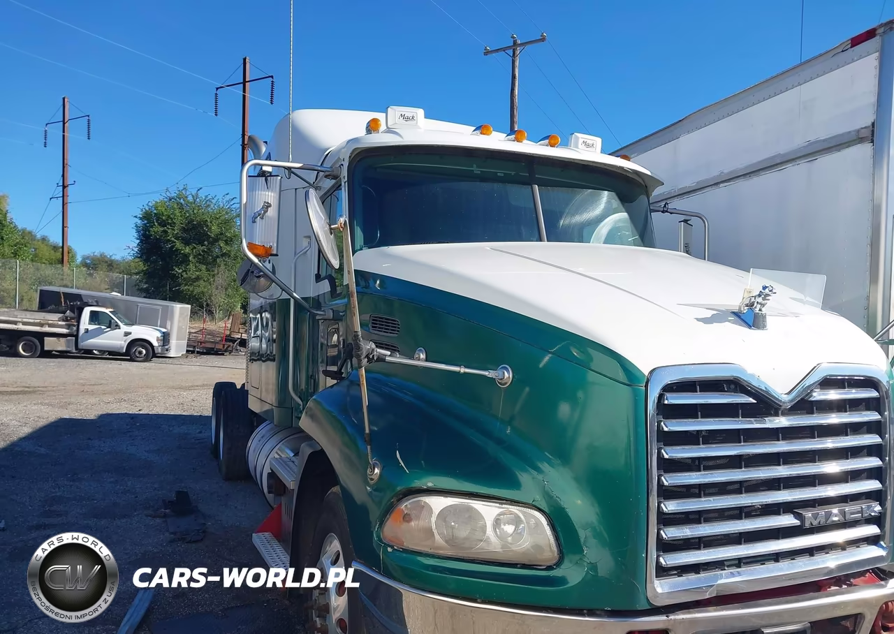 2016 Mack 600 Cxu600