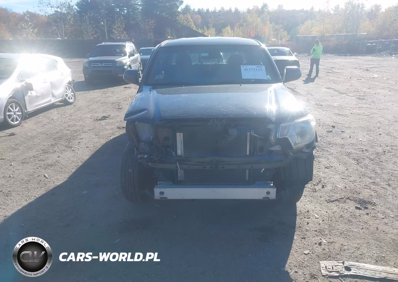 2015 Toyota Tacoma VIN:5TFJX4CN1FX068368 - 12
