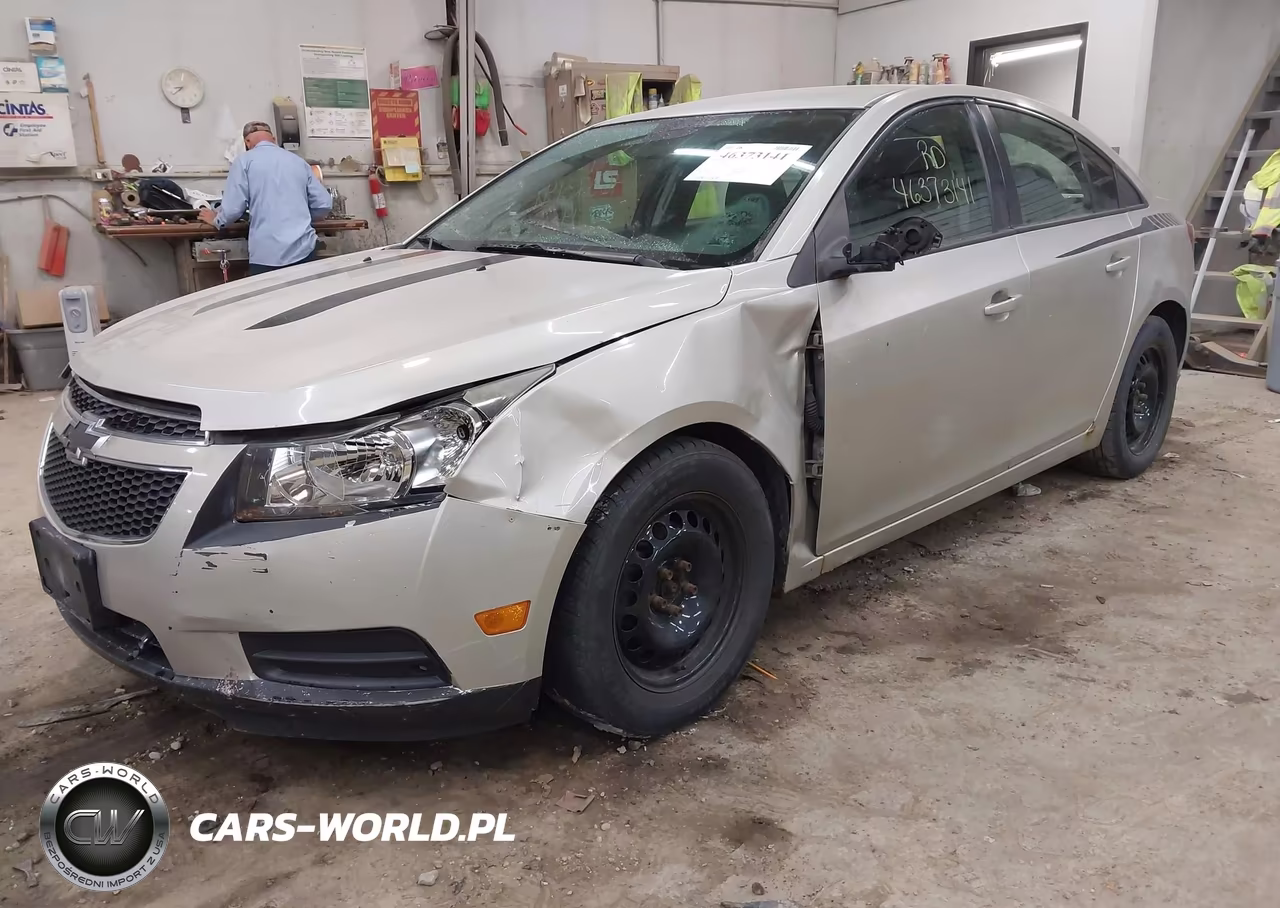 2014 Chevrolet Cruze Ls Auto VIN:1G1PA5SG6E7487702 - 2