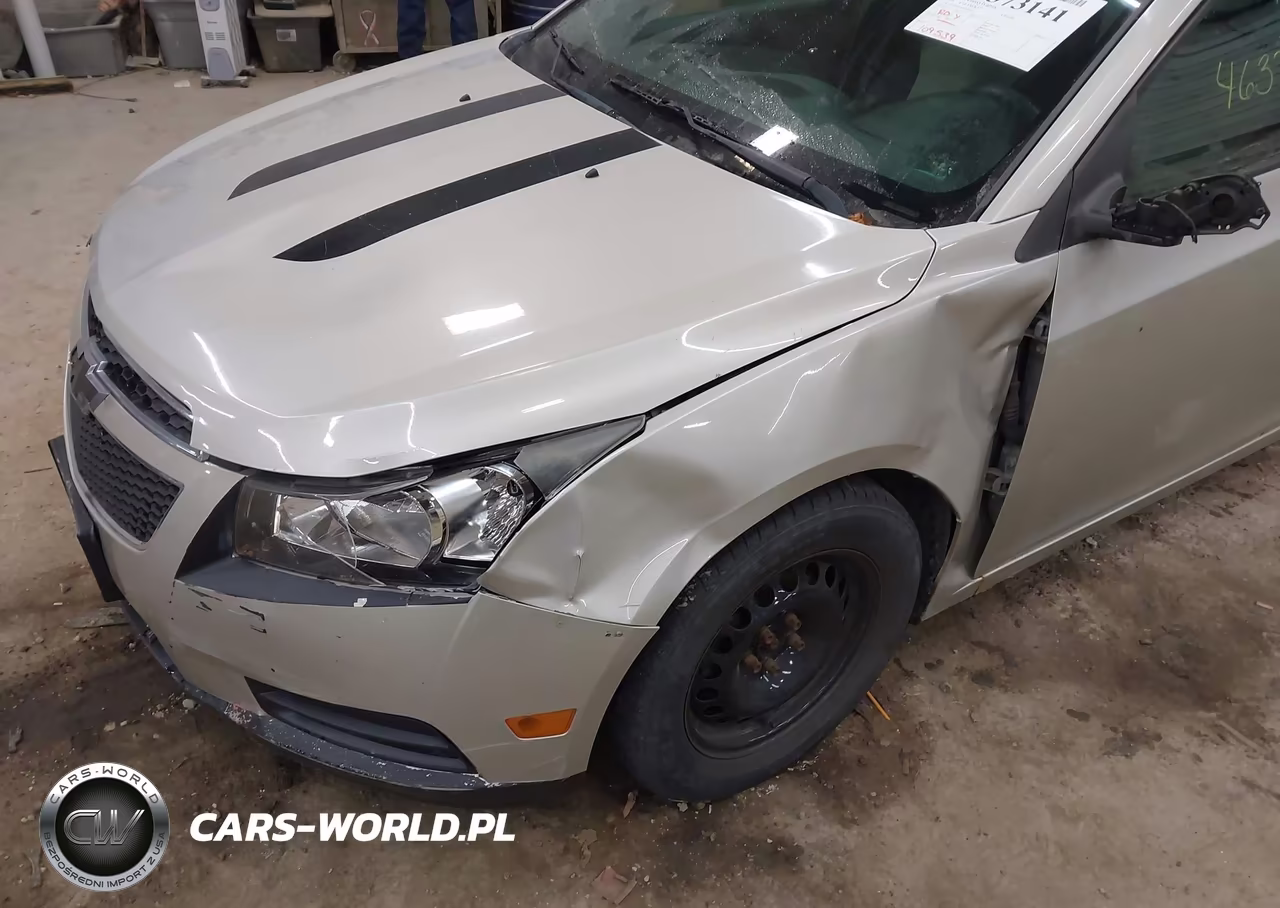 2014 Chevrolet Cruze Ls Auto VIN:1G1PA5SG6E7487702 - 6