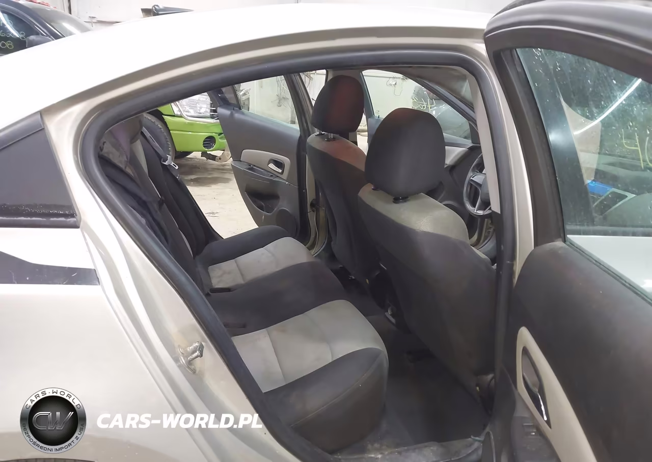 2014 Chevrolet Cruze Ls Auto VIN:1G1PA5SG6E7487702 - 8