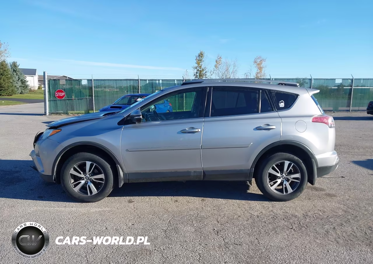 2018 Toyota Rav4 Xle VIN:JTMRFREV7JD227937 - 14