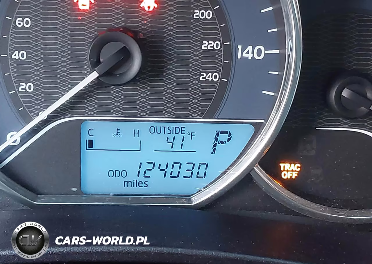 2016 Toyota Corolla Le Plus VIN:5YFBURHE2GP542167 - 15