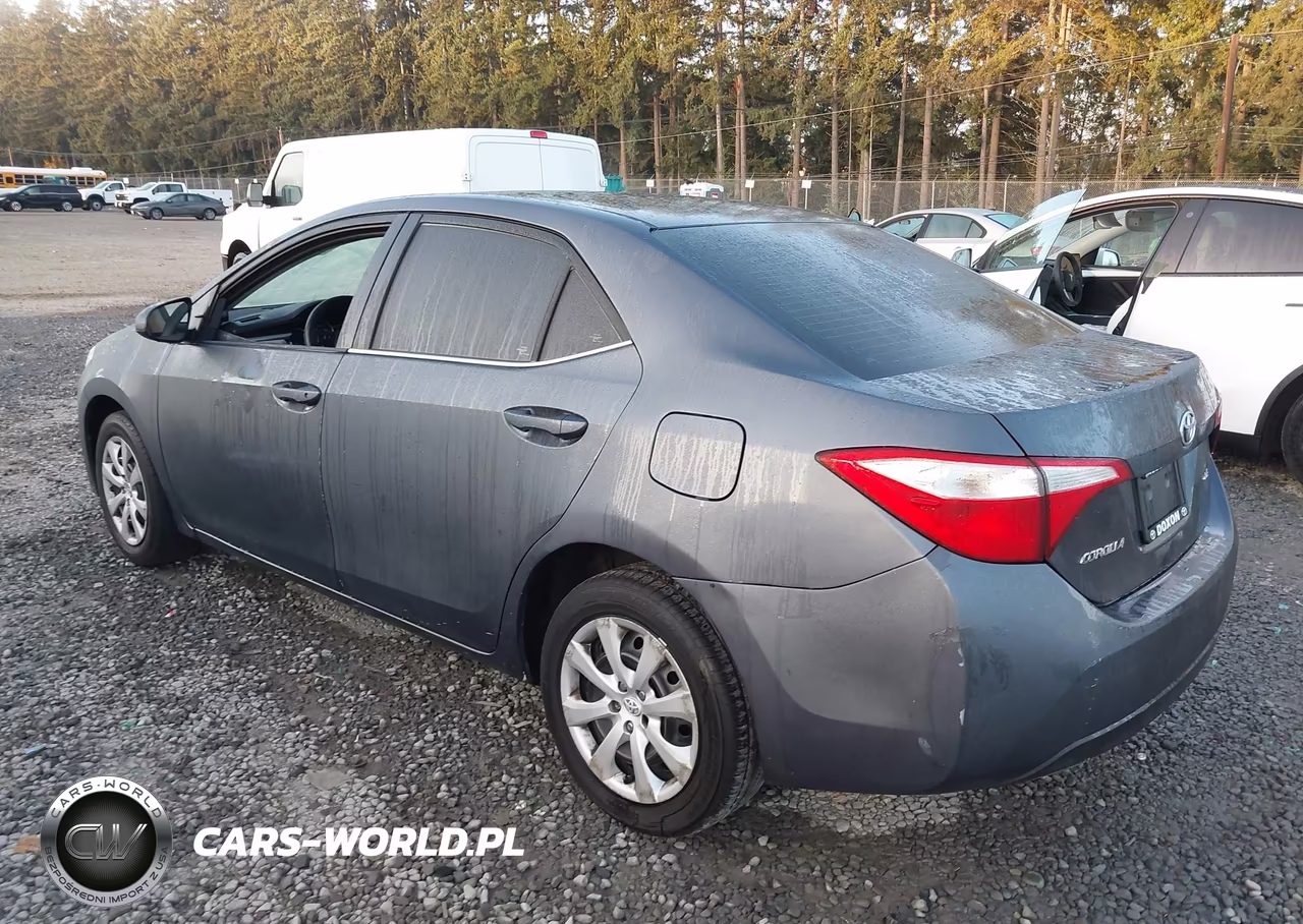 2016 Toyota Corolla Le Plus VIN:5YFBURHE2GP542167 - 3
