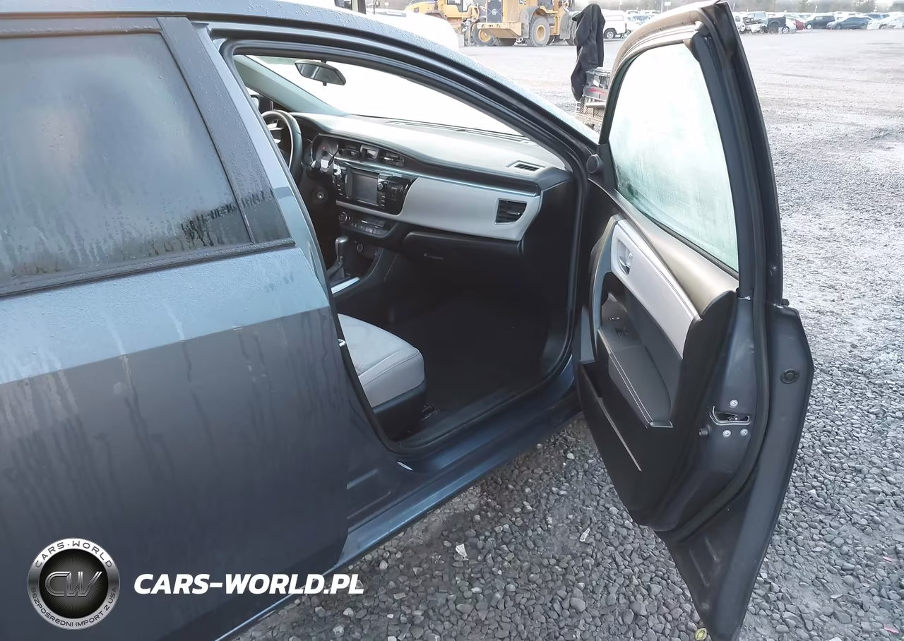 2016 Toyota Corolla Le Plus VIN:5YFBURHE2GP542167 - 5