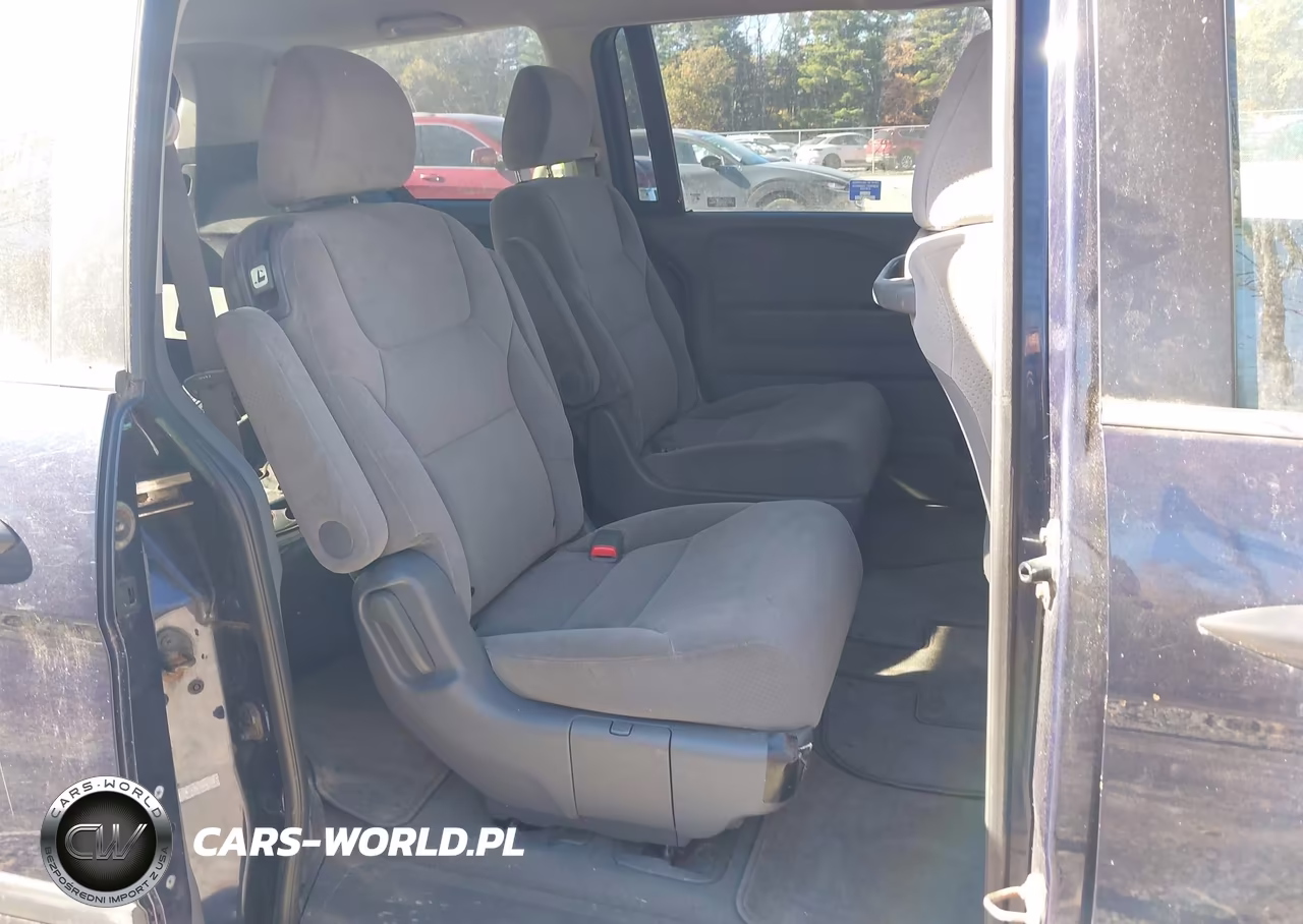 2007 Honda Odyssey Lx VIN:5FNRL382X7B072308 - 8
