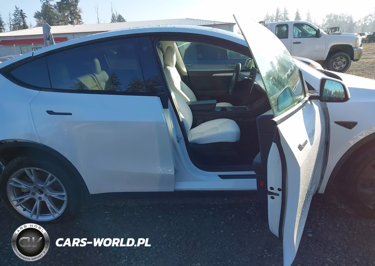 2023 Tesla Model Y Awd-Long Range Dual Motor All-Wheel Drive VIN:7SAYGDEE2PF586757 - 5