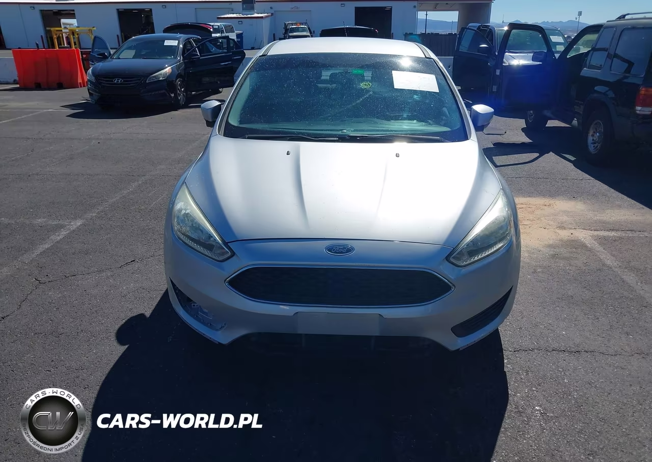 2016 Ford Focus Se VIN:1FADP3F25GL241994 - 6