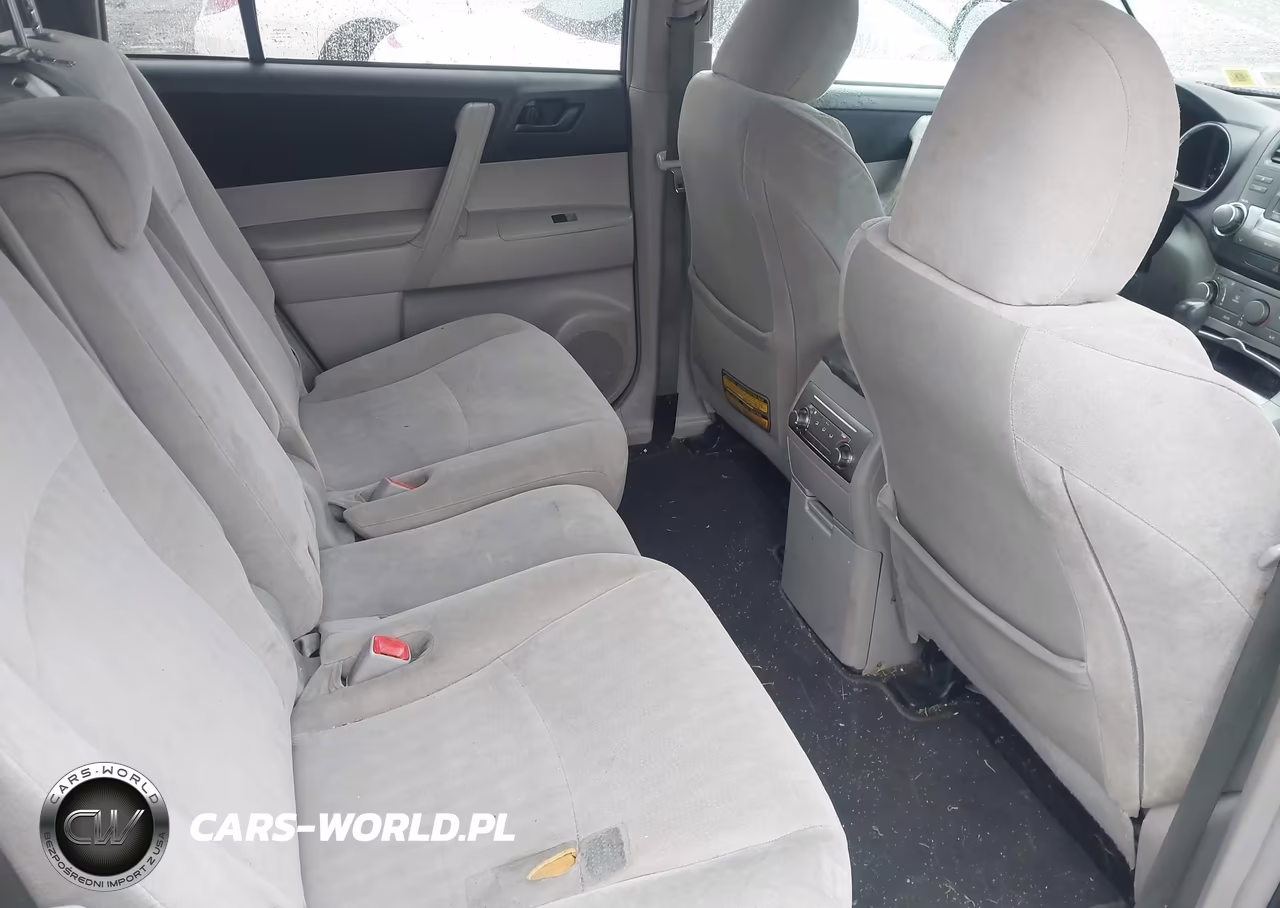 2011 Toyota Highlander Base V6 VIN:5TDBK3EH8BS066718 - 8