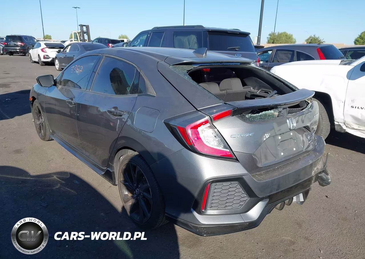 2018 Honda Civic Sport VIN:SHHFK7H49JU418708 - 3