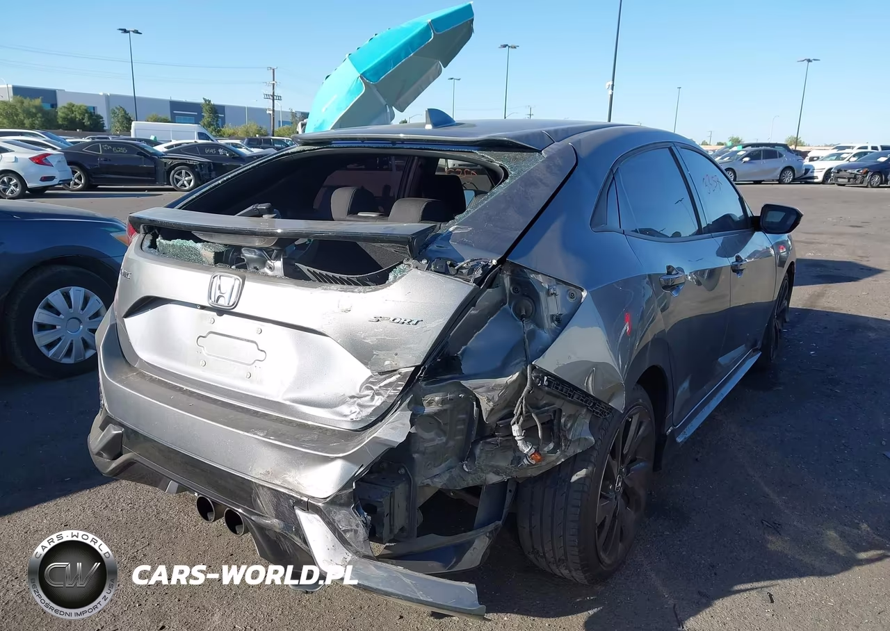 2018 Honda Civic Sport VIN:SHHFK7H49JU418708 - 6