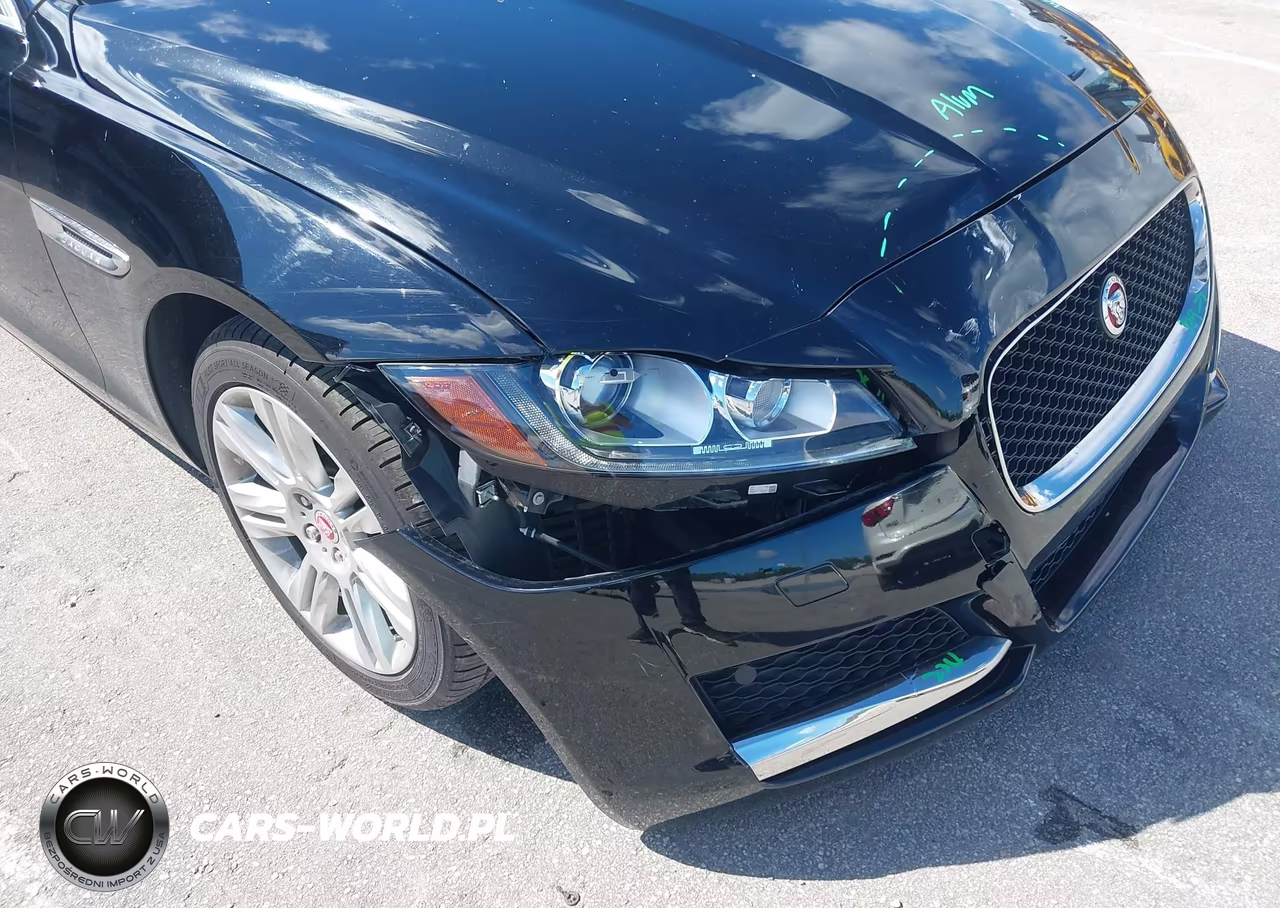 2017 Jaguar Xf 35T Premium VIN:SAJBD4BV4HCY35852 - 12