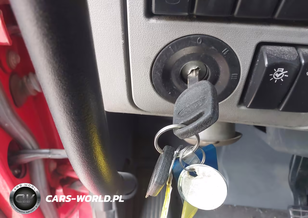 2017 Peterbilt 579 VIN:1XPBDP9XXHD434077 - 10