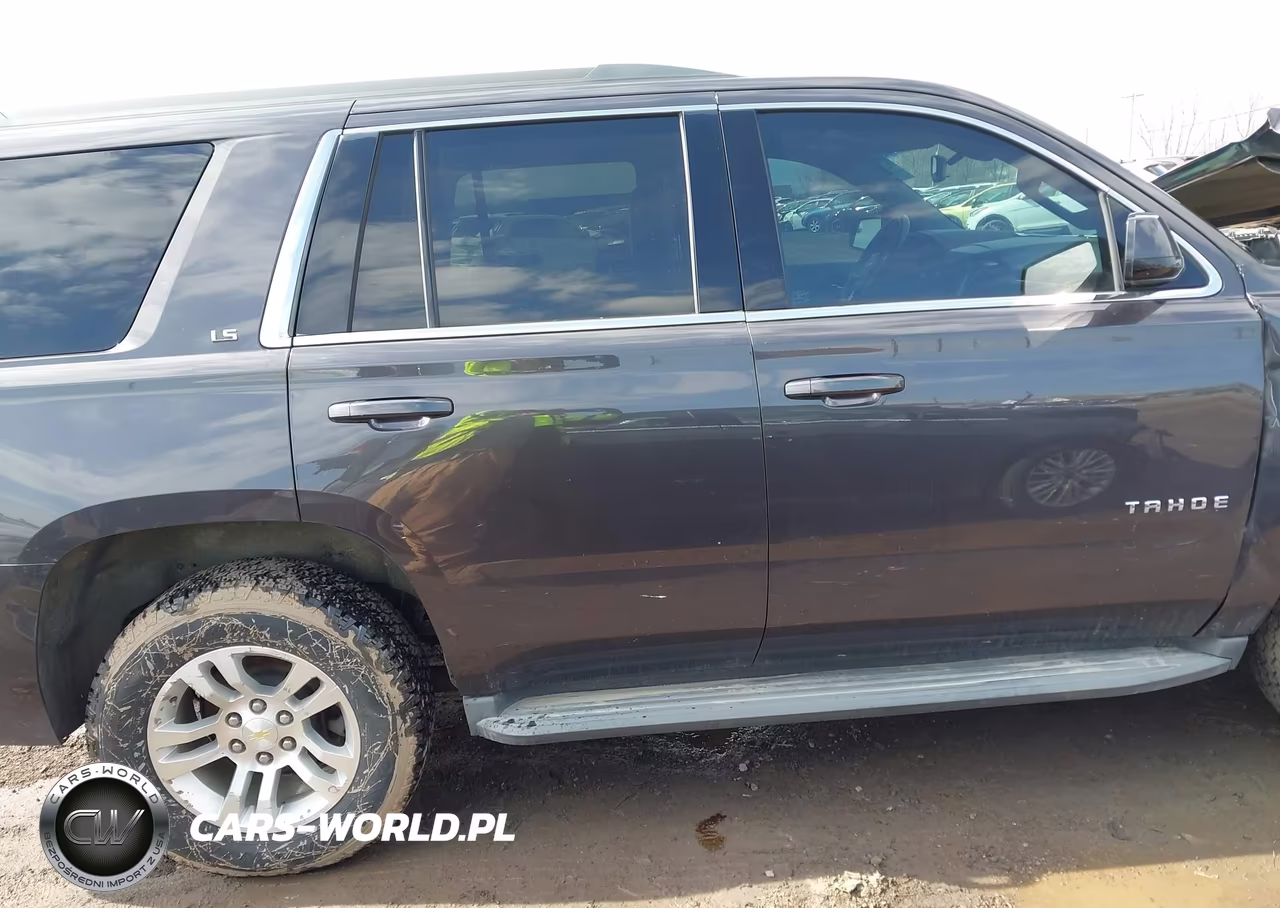 2015 Chevrolet Tahoe Ls VIN:1GNSKAKC2FR611272 - 14