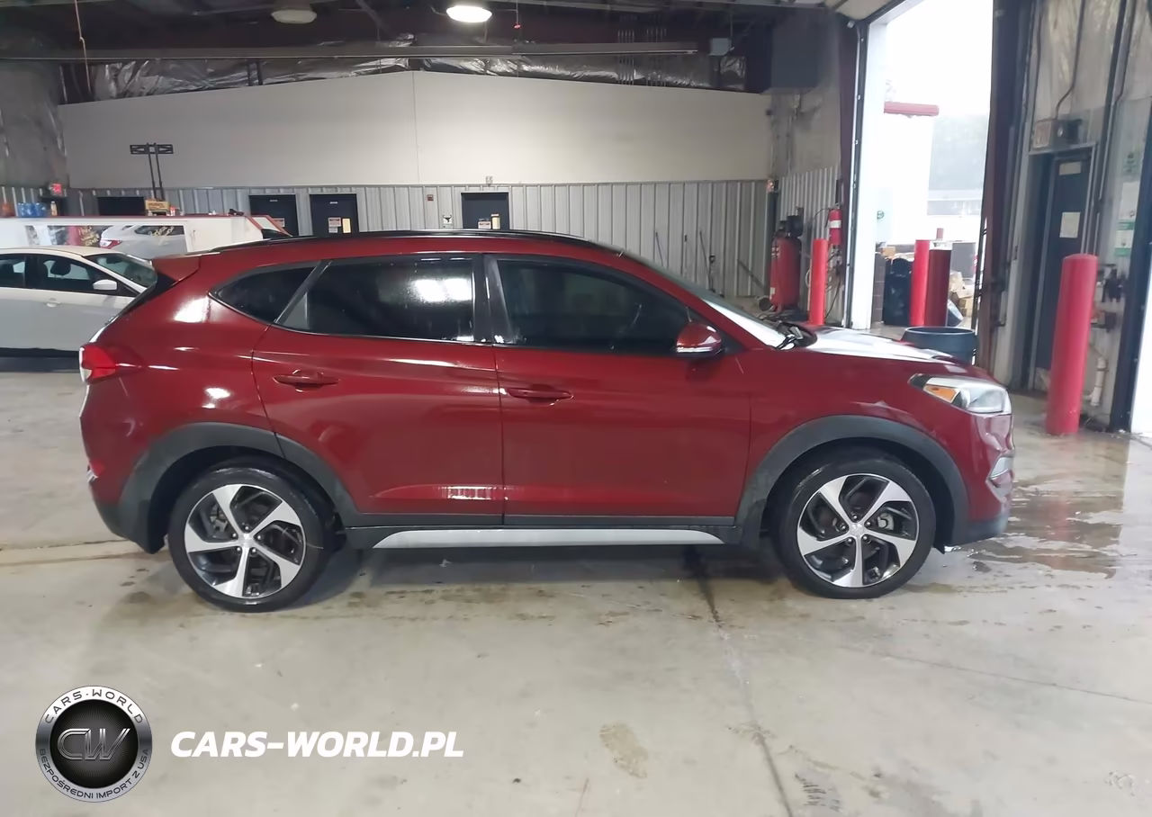 2018 Hyundai Tucson Value VIN:KM8J33A23JU792437 - 13