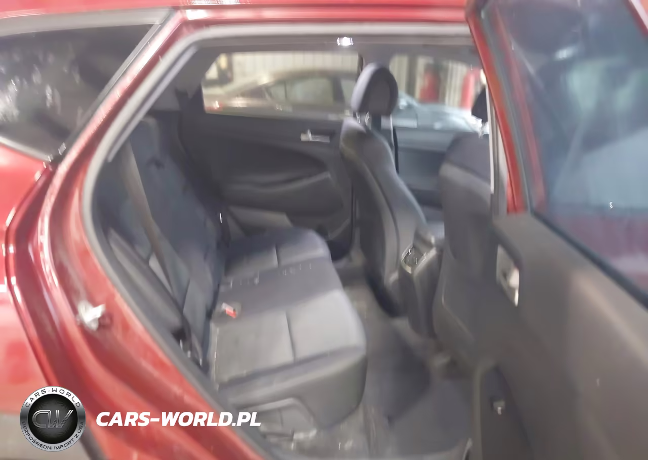 2018 Hyundai Tucson Value VIN:KM8J33A23JU792437 - 8