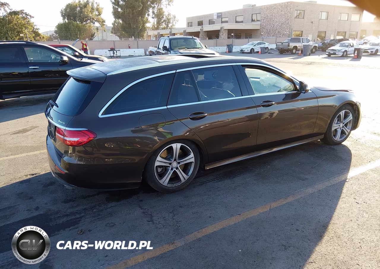 2017 Mercedes-Benz E 400 4Matic VIN:WDDZH6GB9HA164675 - 4