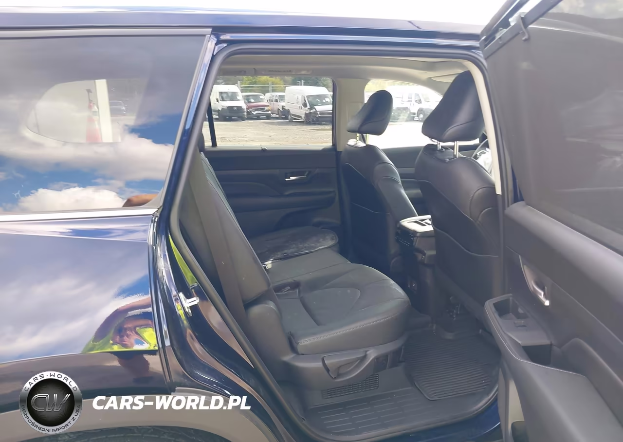2025 Toyota Grand Highlander Hybrid Limited VIN:5TDACAB55SS056574 - 8