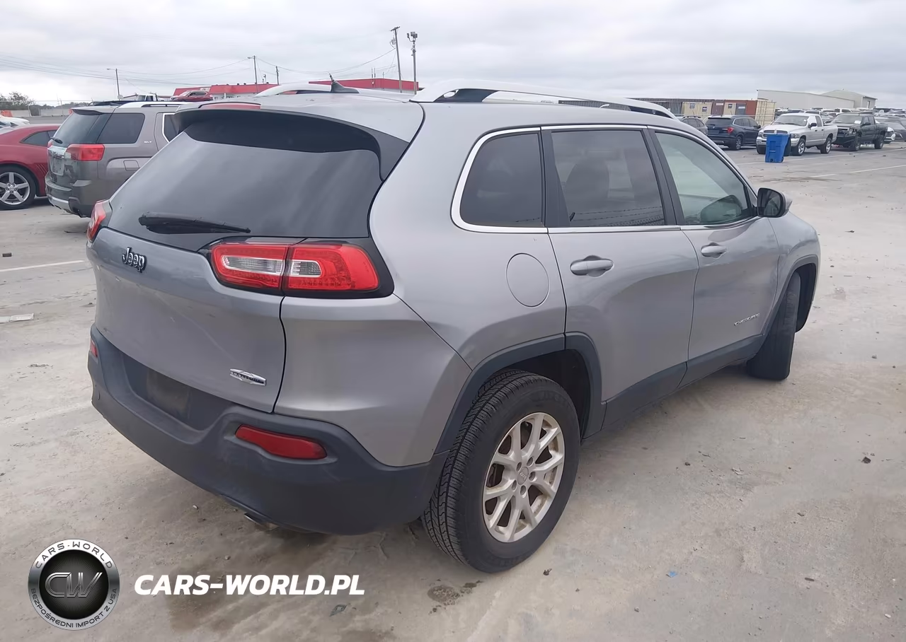 2014 Jeep Cherokee Latitude VIN:1C4PJLCSXEW287314 - 4