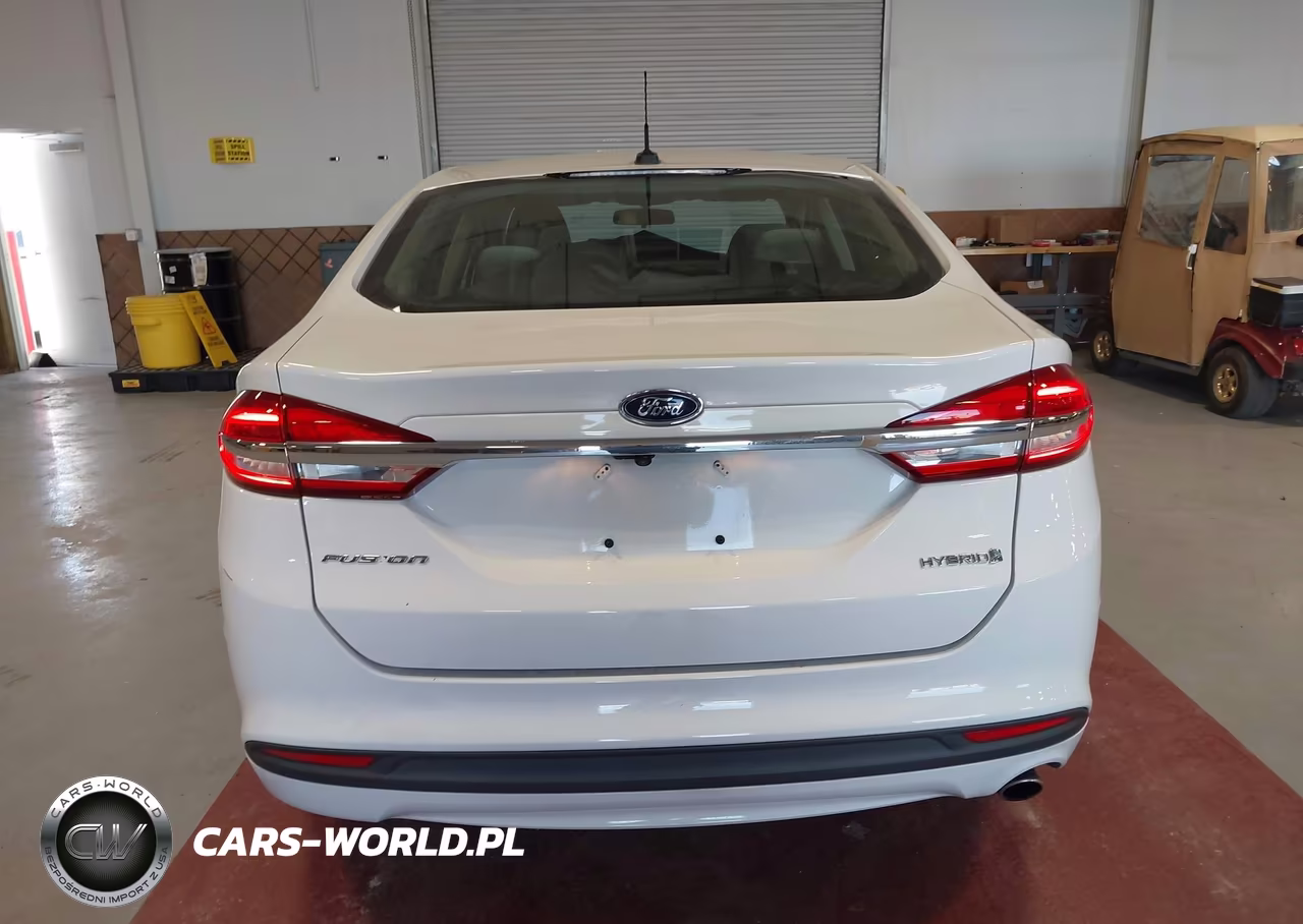 2018 Ford Fusion Hybrid S VIN:3FA6P0UUXJR279001 - 19