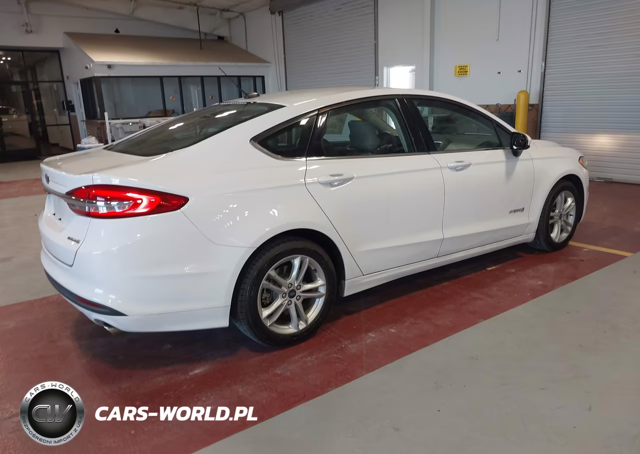 2018 Ford Fusion Hybrid S VIN:3FA6P0UUXJR279001 - 4