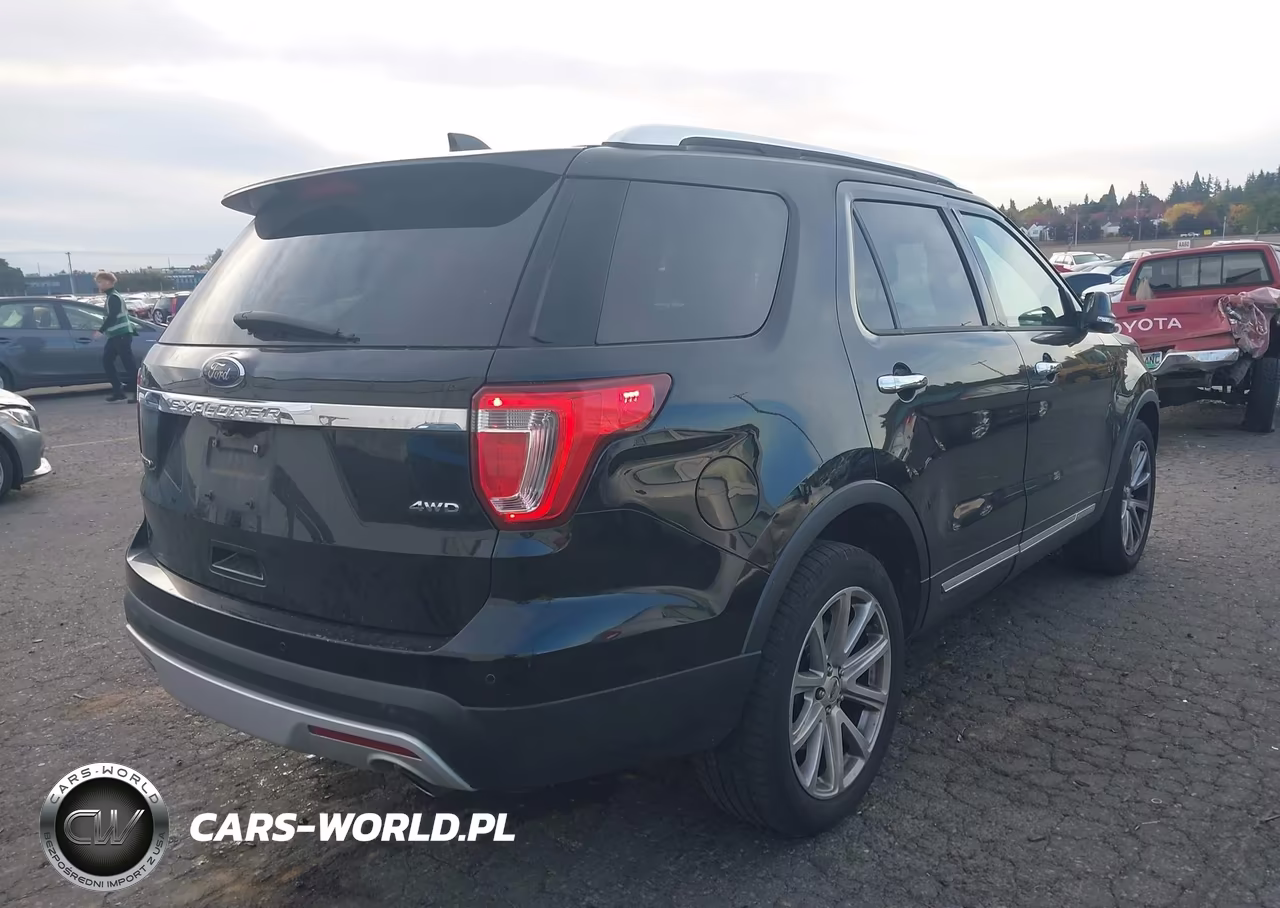 2017 Ford Explorer Limited VIN:1FM5K8F84HGB81310 - 4