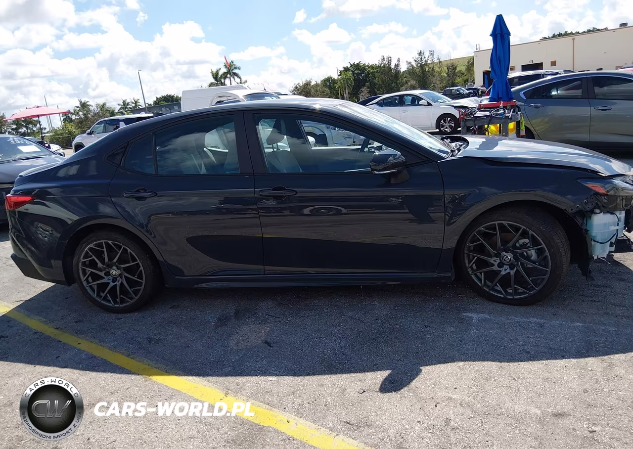 2025 Toyota Camry Se VIN:4T1DAACKXSU549309 - 14