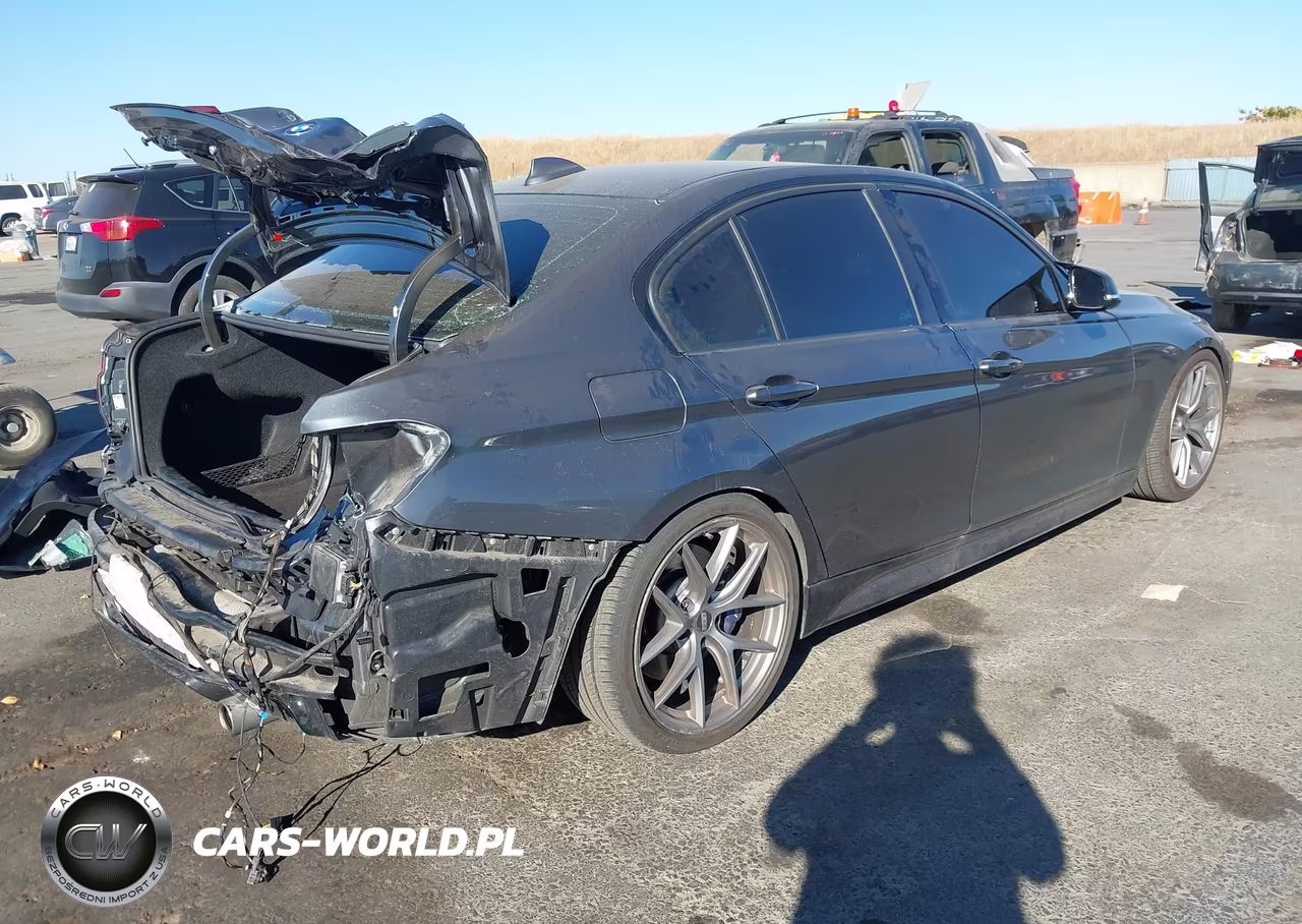 2018 BMW 340I VIN:WBA8B3C59JK788107 - 4