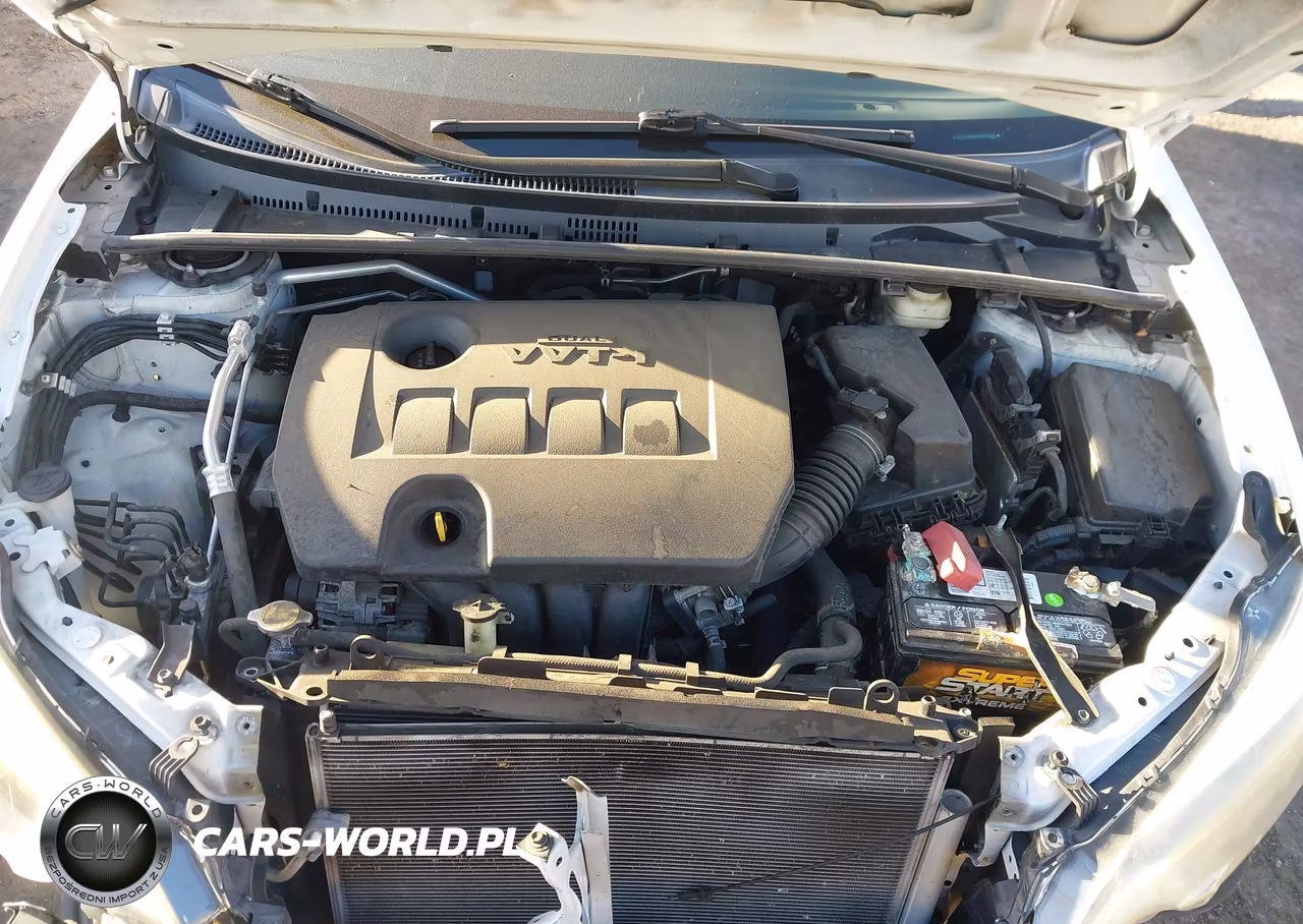 2015 Toyota Corolla S Plus VIN:5YFBURHE6FP323596 - 10