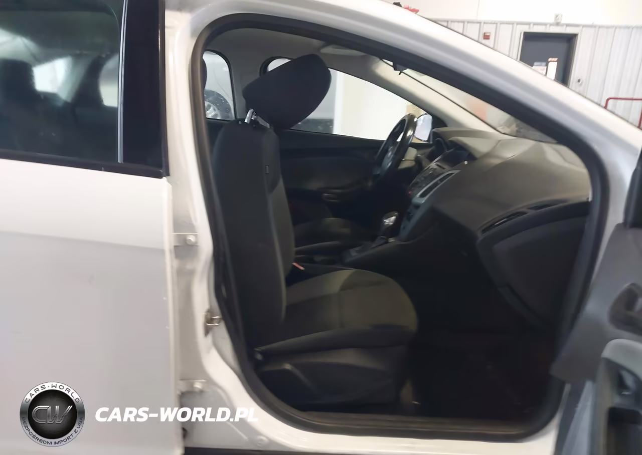 2012 Ford Focus Se VIN:1FAHP3F25CL396377 - 5
