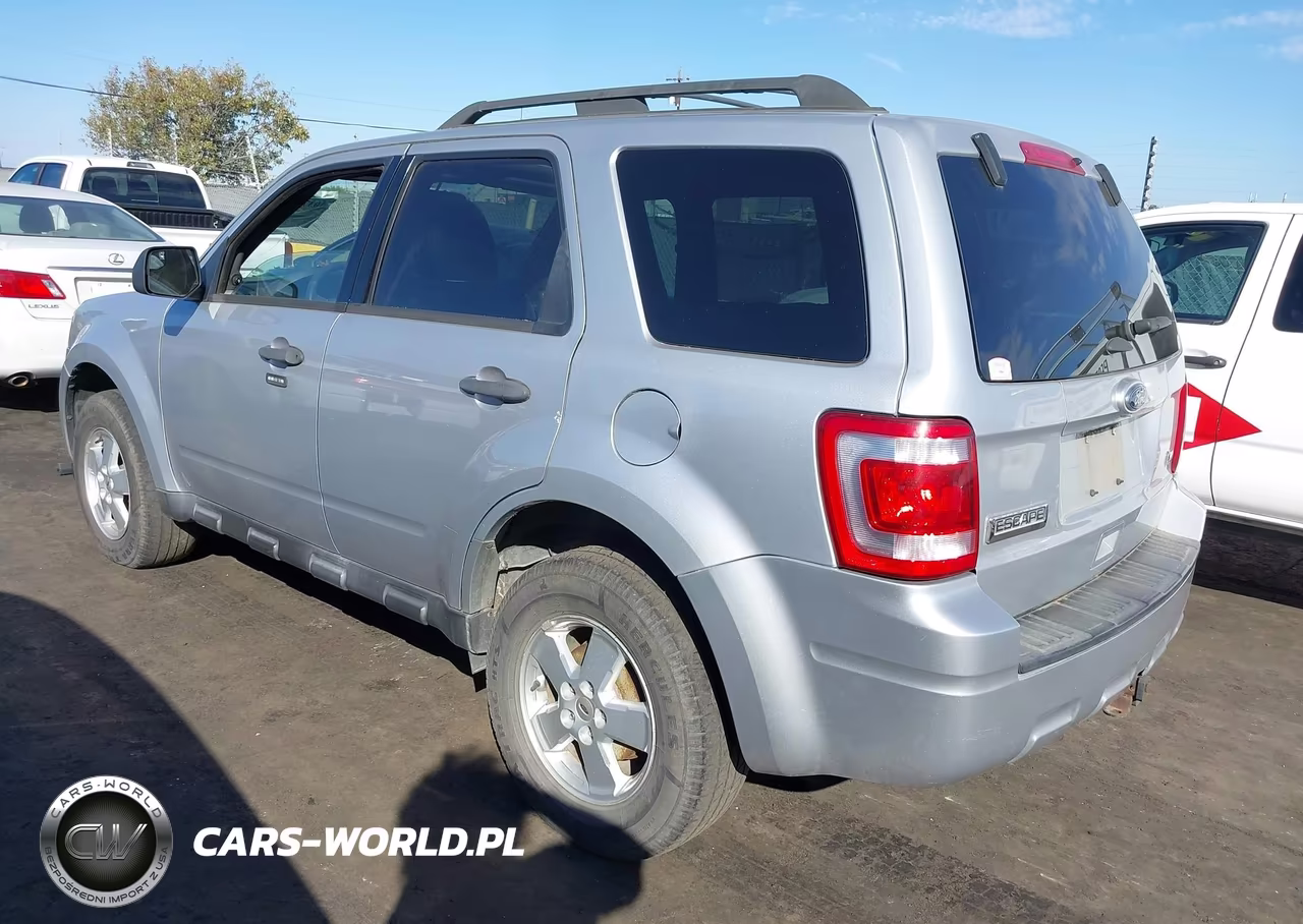 2011 Ford Escape Xlt VIN:1FMCU9DG3BKA74769 - 3