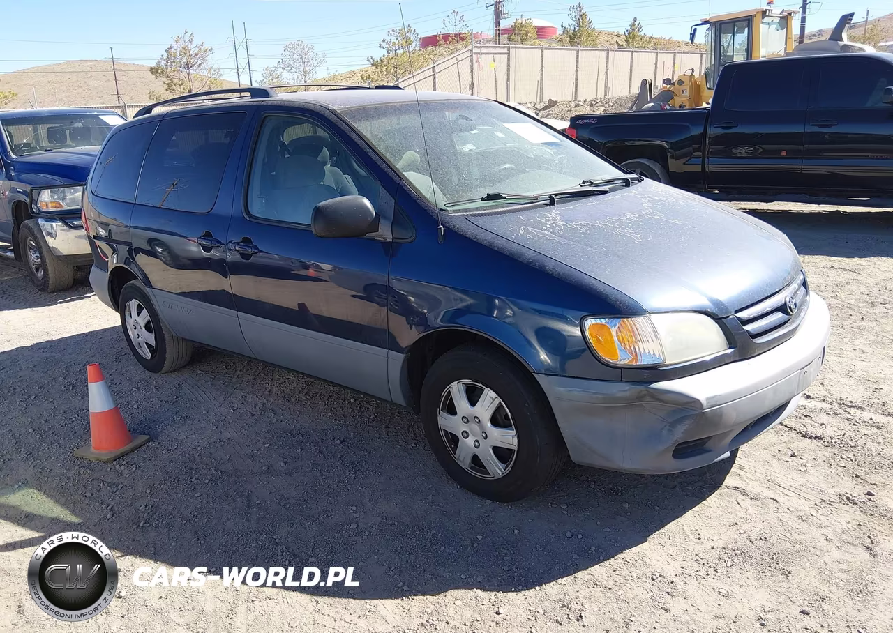 2002 Toyota Sienna Le