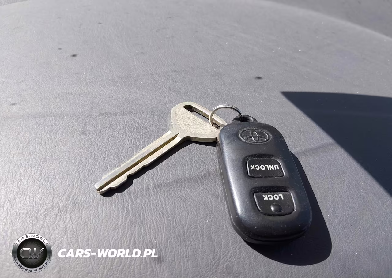 2002 Toyota Sienna Le VIN:4T3ZF13C42U420960 - 11