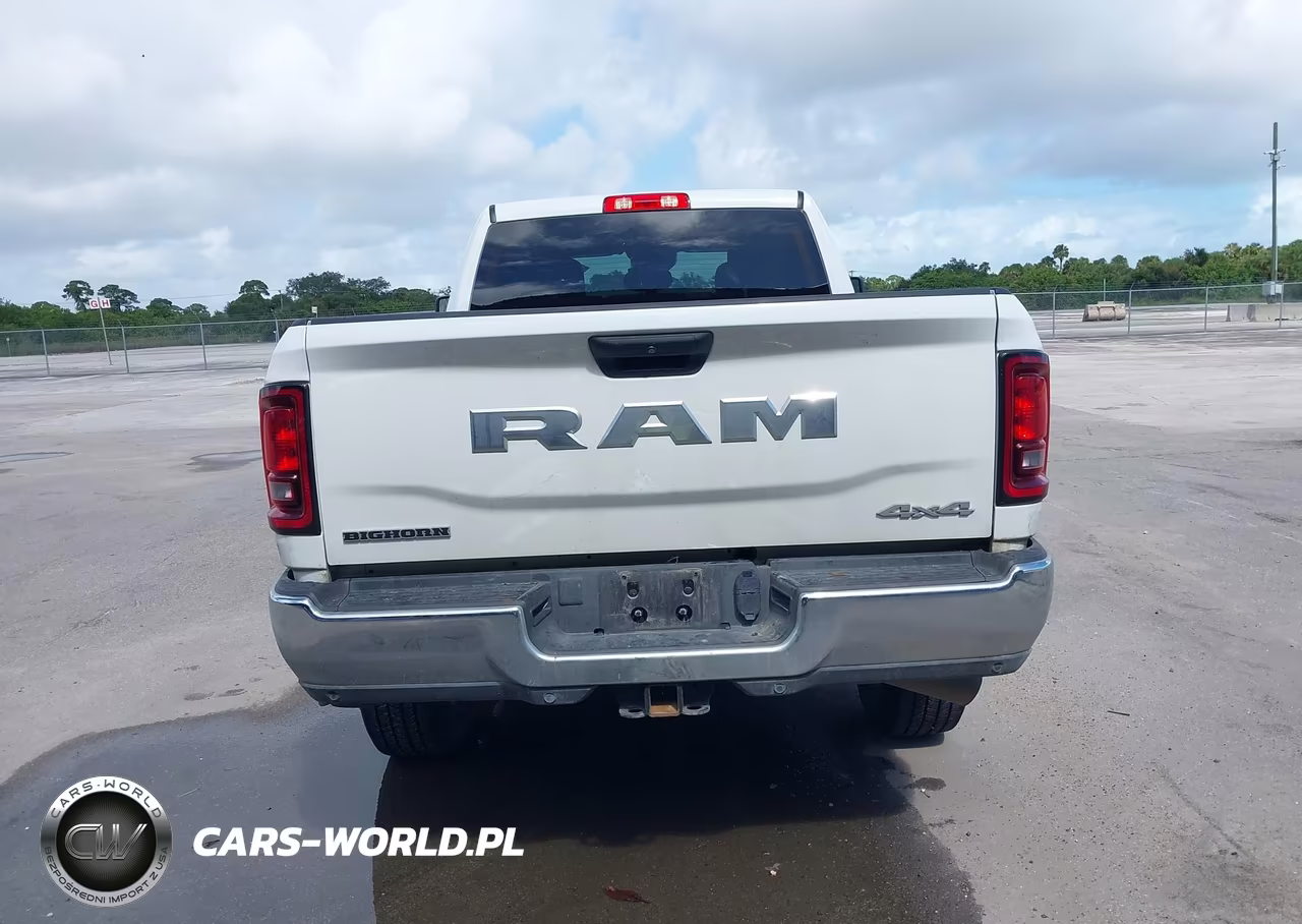 2026 Ram 2500 VIN:3C6UR5DLXTG261121 - 16