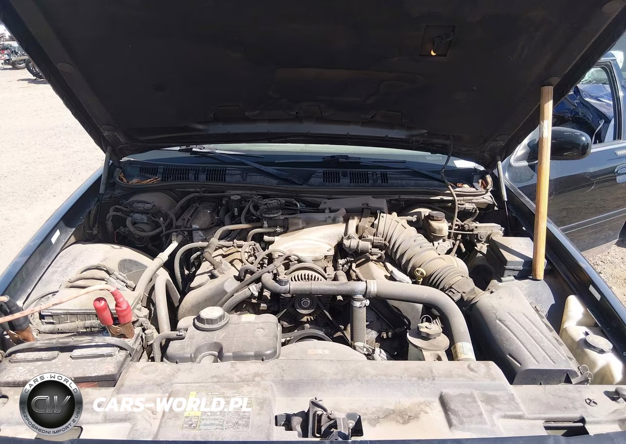 2003 Mercury Marauder VIN:2MEHM75V43X637093 - 10