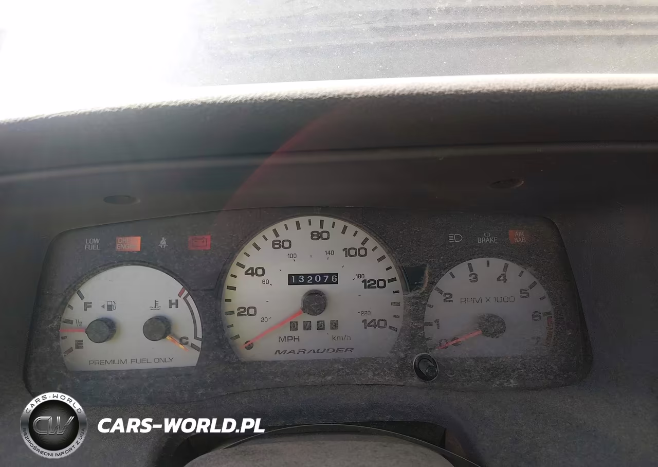 2003 Mercury Marauder VIN:2MEHM75V43X637093 - 7